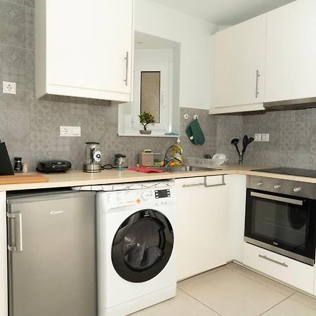 Homey Renovated 1 Bedroom Apartment In Kesariani Ateny Zewnętrze zdjęcie