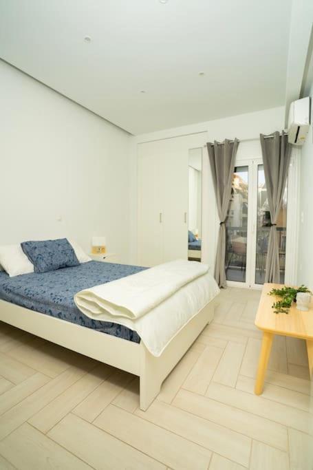 Homey Renovated 1 Bedroom Apartment In Kesariani Ateny Zewnętrze zdjęcie